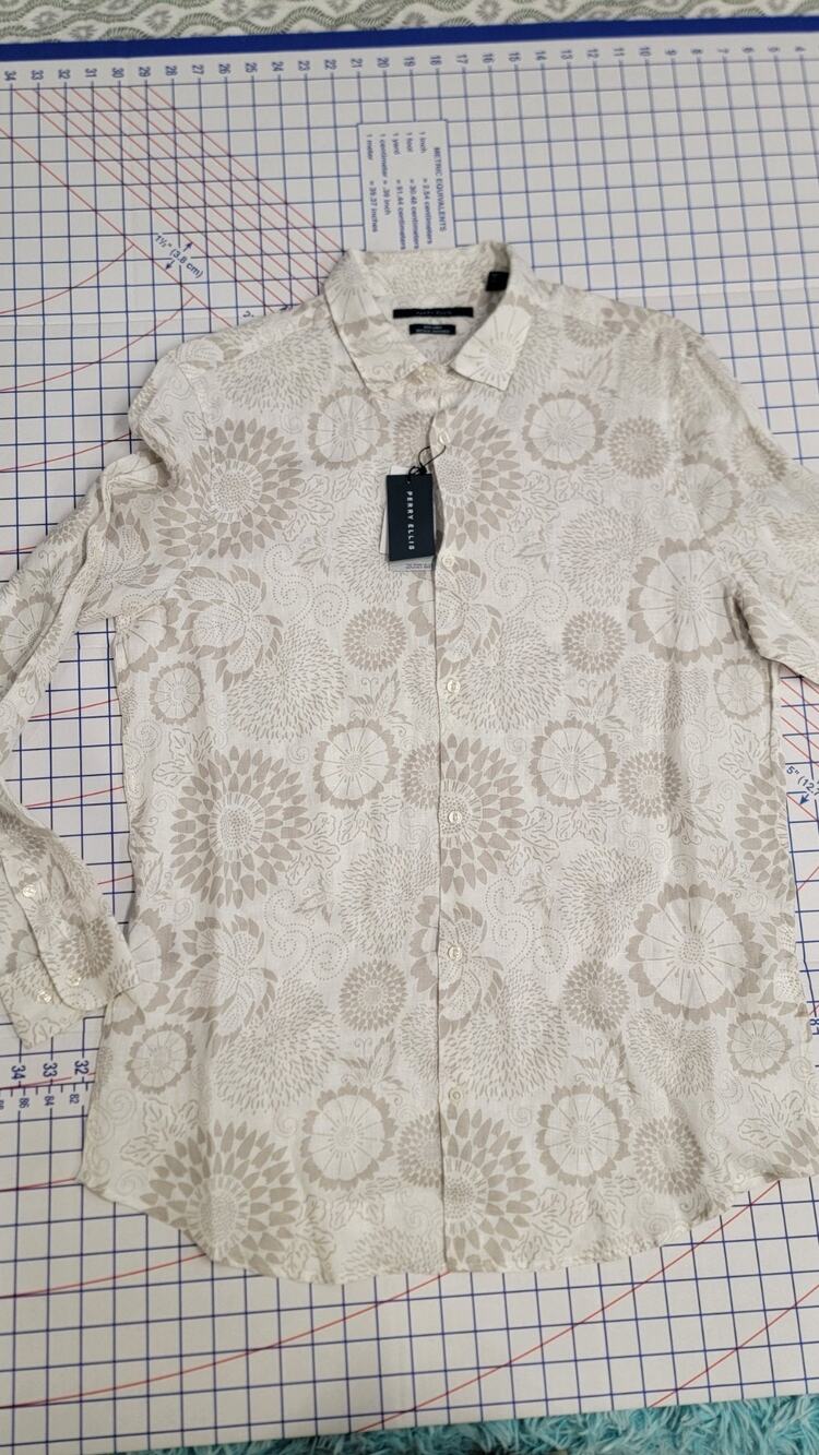 Perry Ellis Shirt Mens XLT White Linen Floral Button Front Untucked NEW